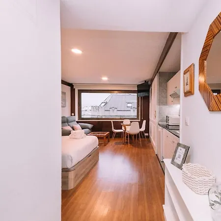 Estilo Y Calidez En El Centro By Apartment