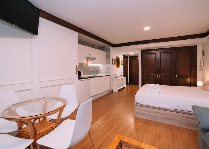 Estilo Y Calidez En El Centro By Apartment